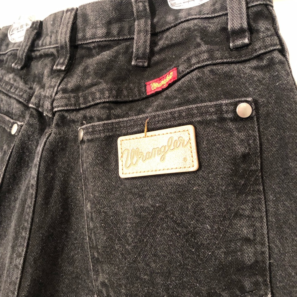 Ladies Wrangler black denim jeans. 26-32 - Picture 6 of 7